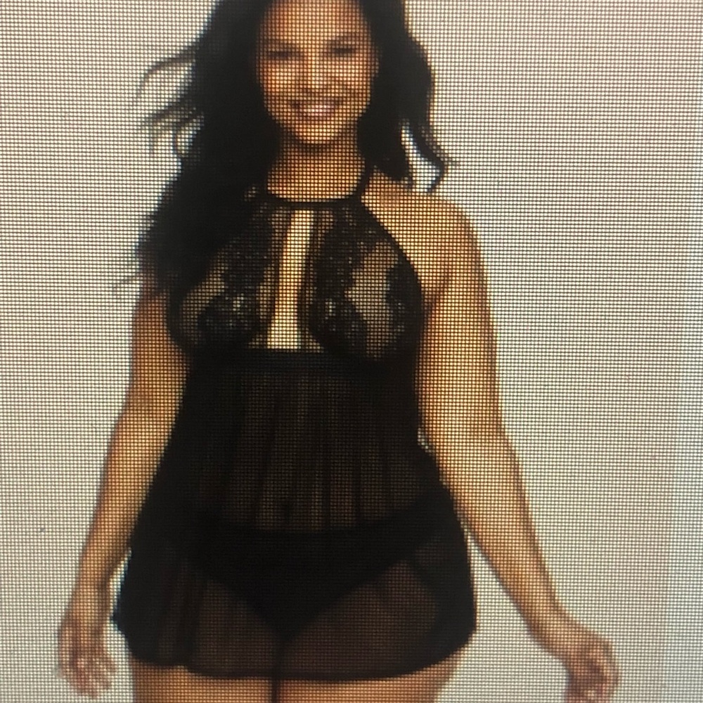 2x lingerie from Adore Me.